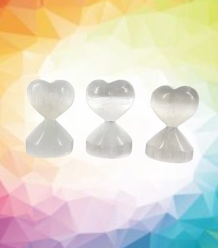 Corazón de Selenita con Base,  6x3cm